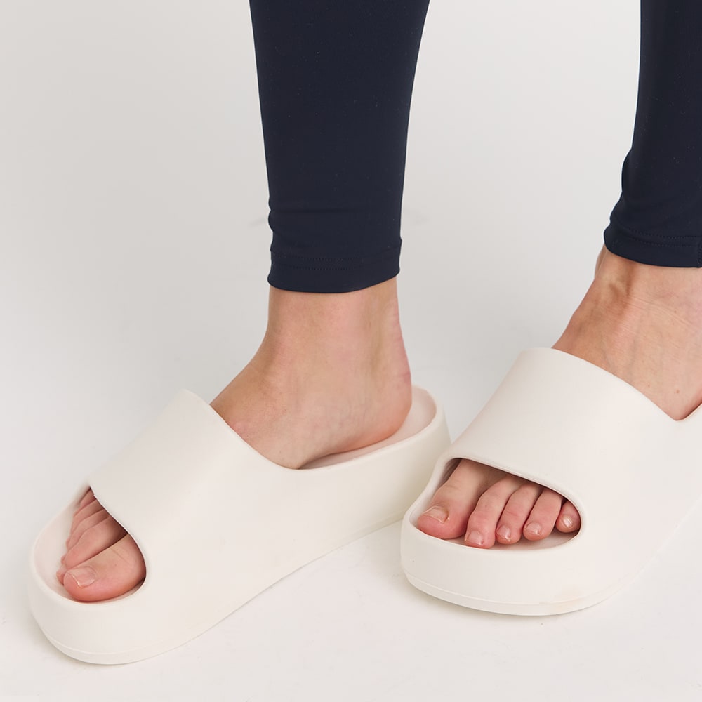Slippers  Montana CRW®
